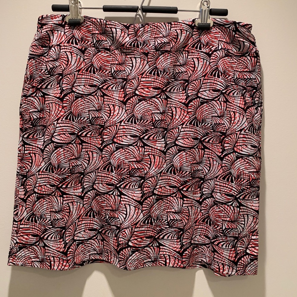 Ladies Nivo Golf Skort NWT